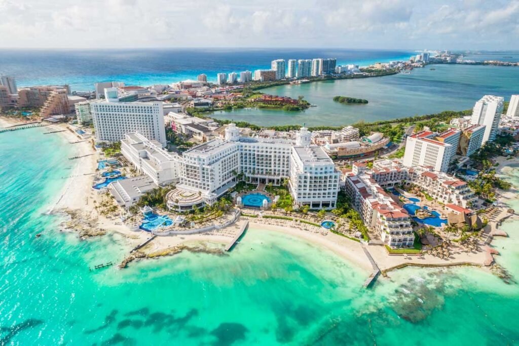 Alaska Airlines Cancún Office in Mexico