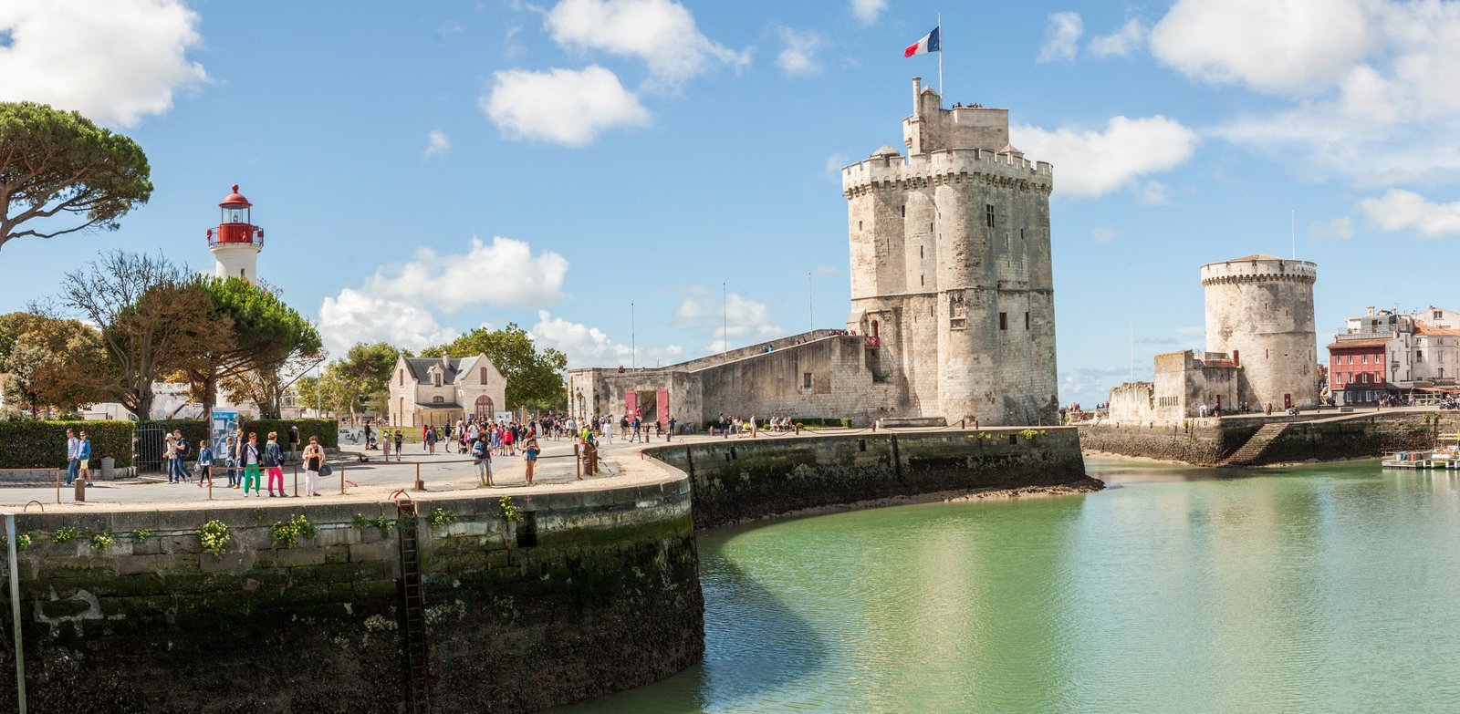 EasyJet La Rochelle Office in France